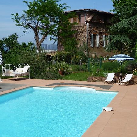 Bed And Breakfast La Maison De Nathalie Les Mayons Exterior photo